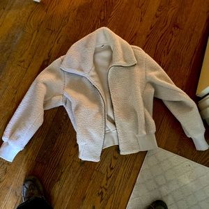 Brand new never worn Uniqlo windproof fleece jacket. 2021 version.
